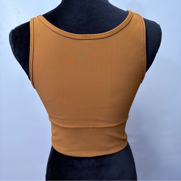 Lululemon Power Pivot Tank Top Rib
Copper Brown - Picture 2 of 5